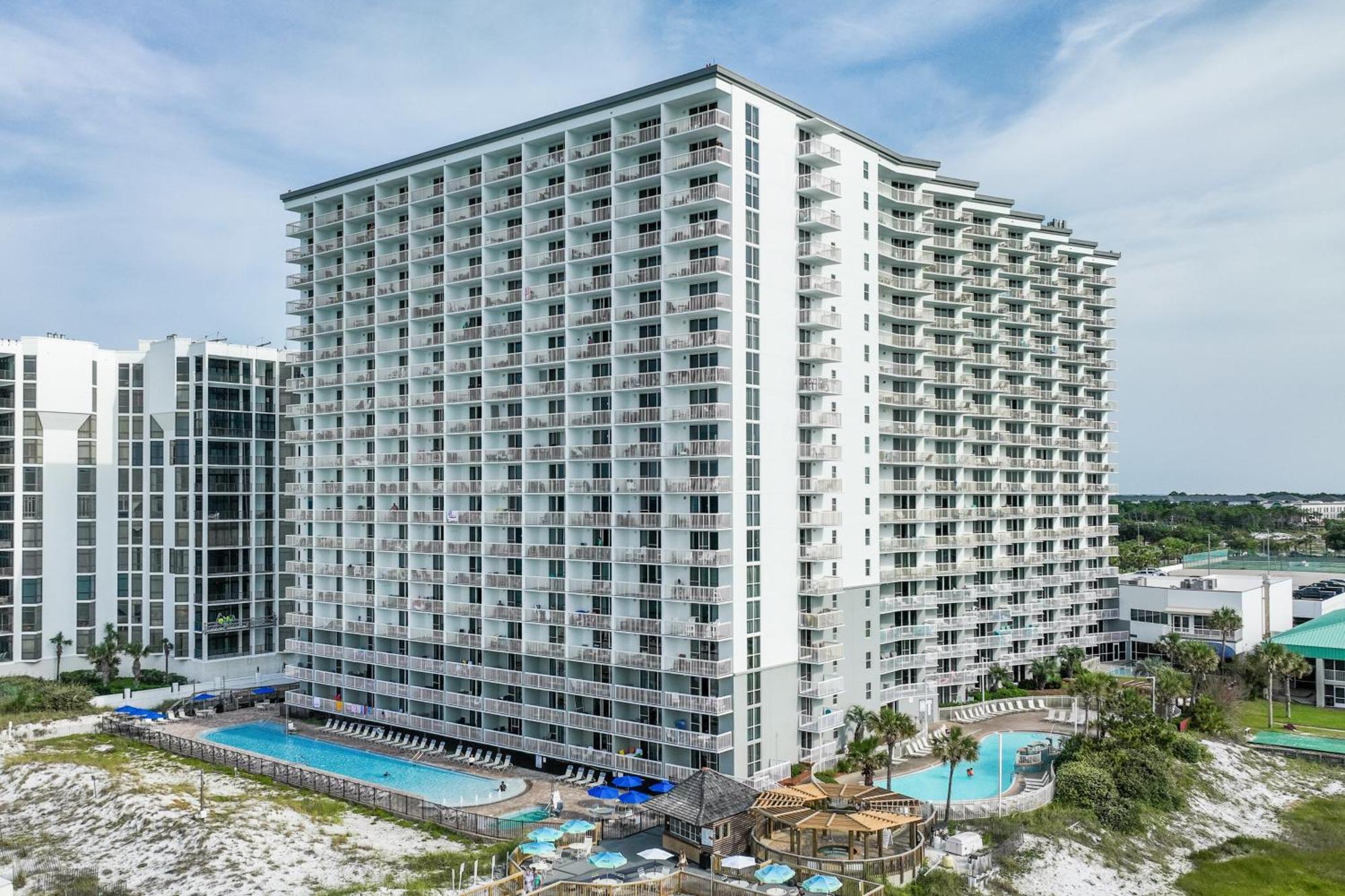 Pelican Beach Resort III Destin Room photo