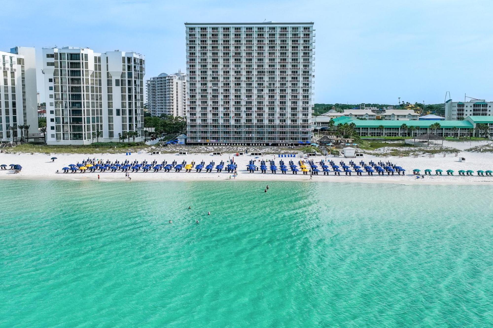 Pelican Beach Resort III Destin Room photo